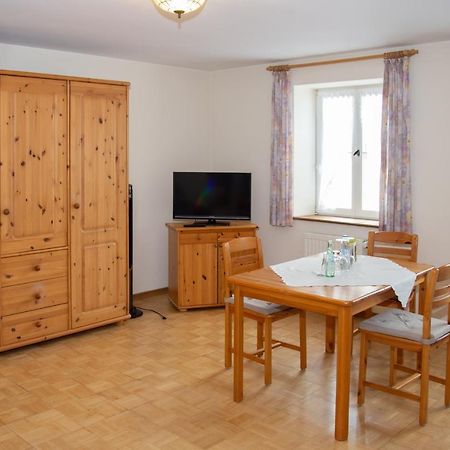 Hotel Weinhaus Kurtrierer Hof à Leiwen Extérieur photo