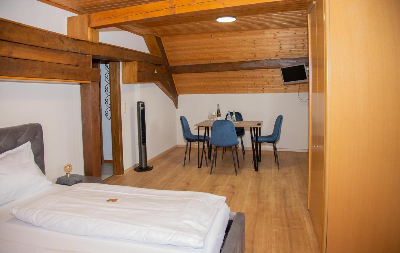 Hotel Weinhaus Kurtrierer Hof à Leiwen Extérieur photo